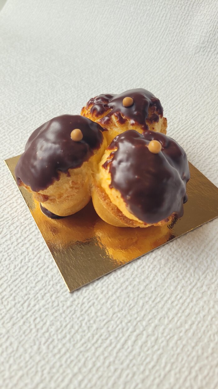 Profiteroles